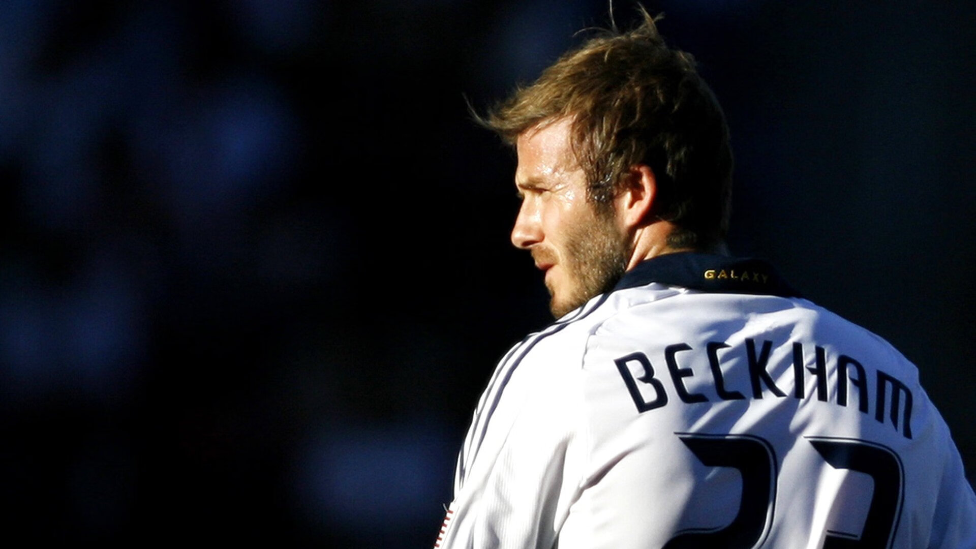 【电子裁判开启新纪元】裁判员如何依靠高科技确保判罚公正？，电子竞技裁判员证书有什么用