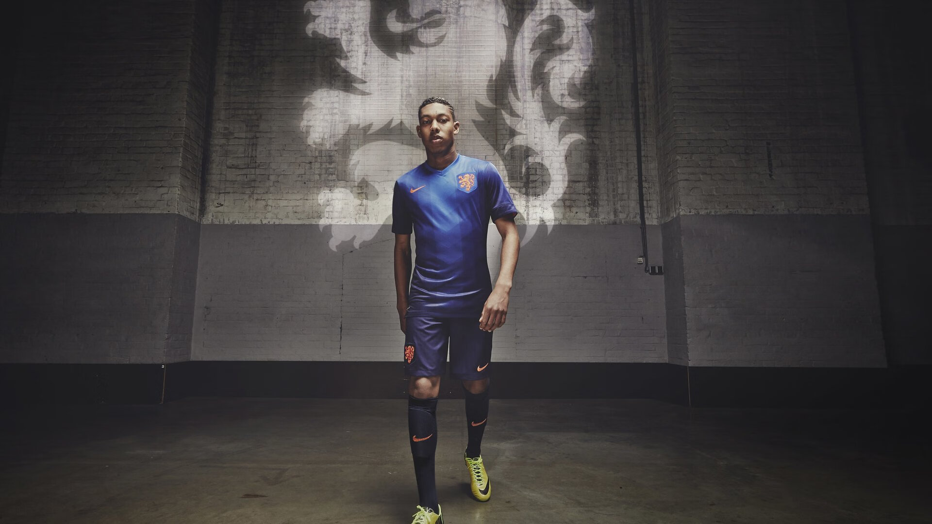 拜仁锋线新星油门闪耀，未来超级巨星已现端倪，拜仁神锋